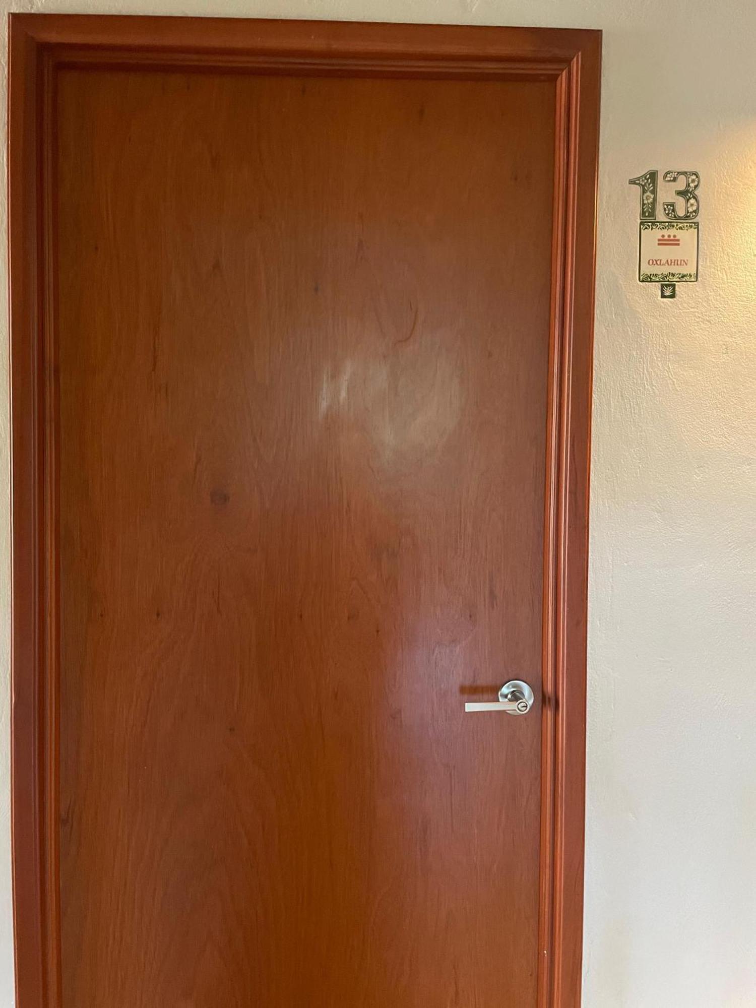 Hostal Poquito A Poquito วัลลาโดลิด ภายนอก รูปภาพ