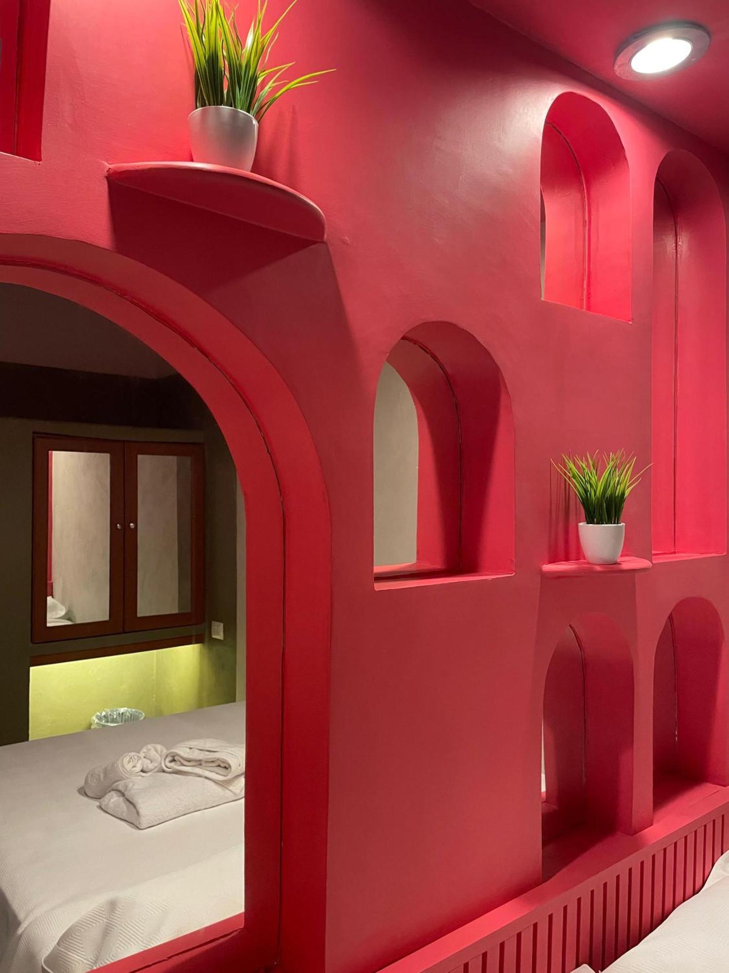 Hostal Poquito A Poquito วัลลาโดลิด ภายนอก รูปภาพ