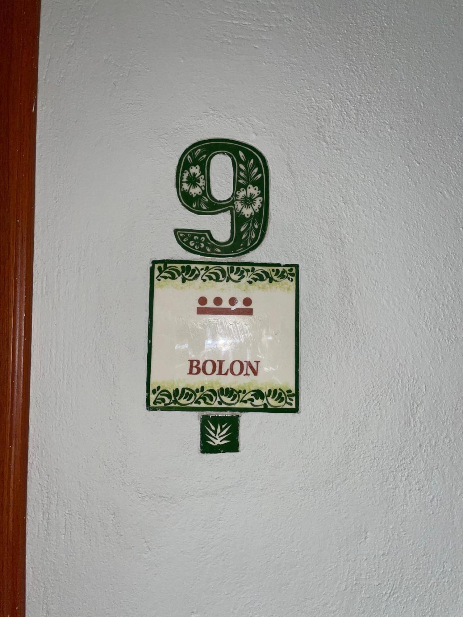 Hostal Poquito A Poquito วัลลาโดลิด ภายนอก รูปภาพ