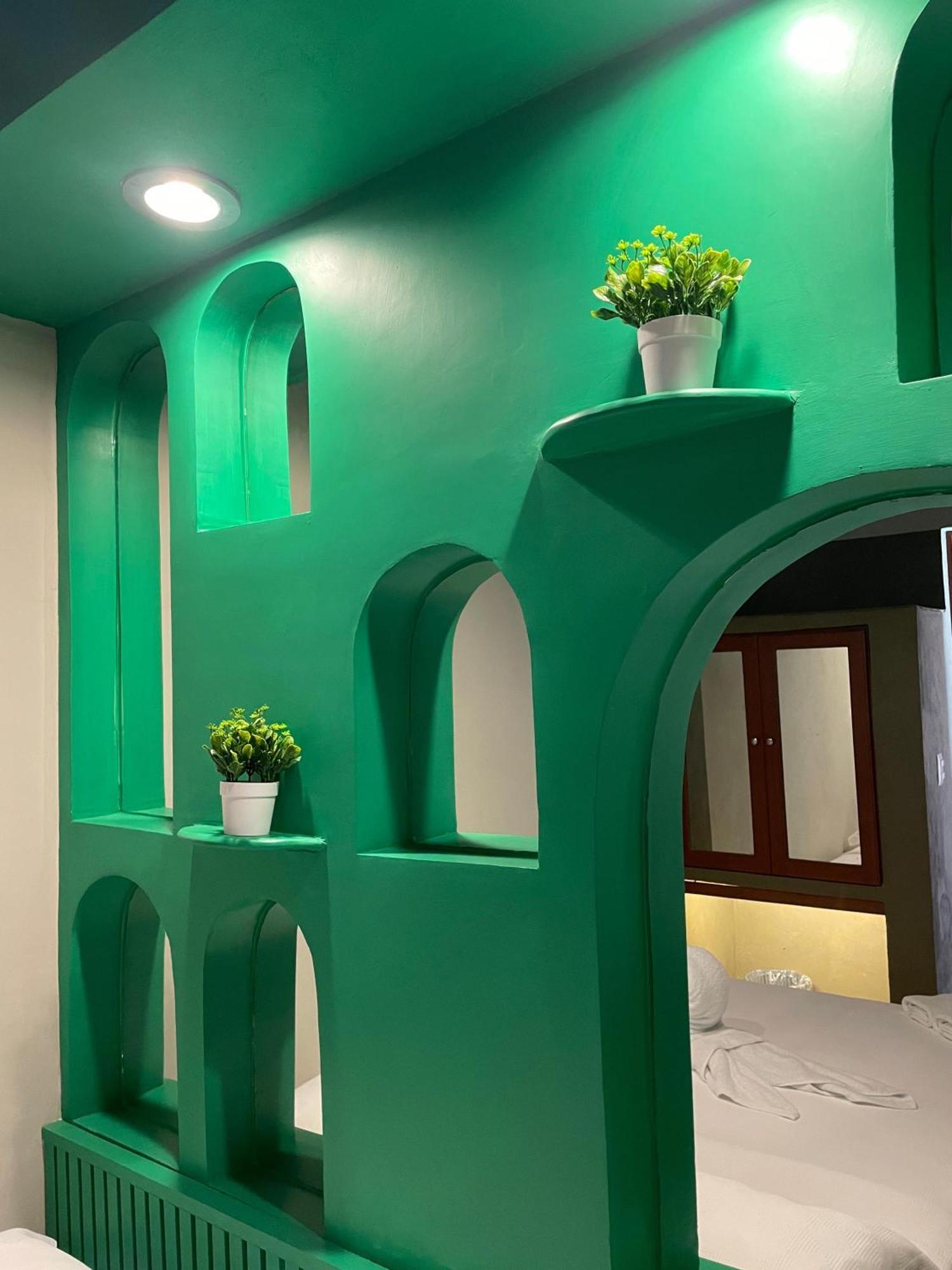 Hostal Poquito A Poquito วัลลาโดลิด ภายนอก รูปภาพ