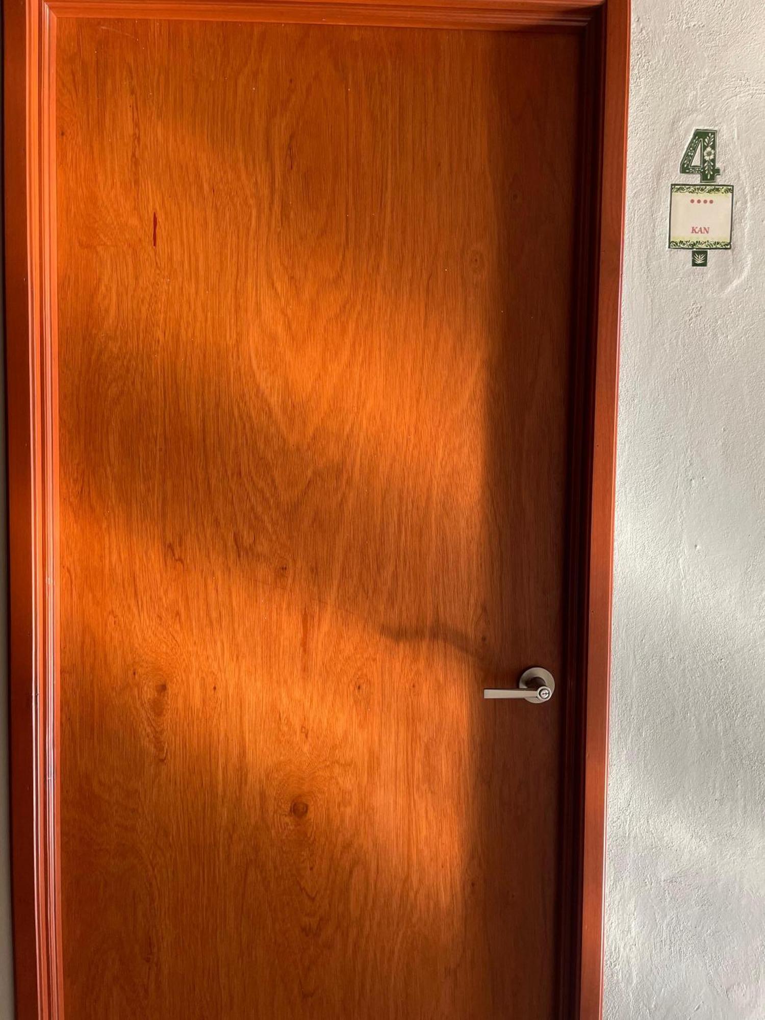 Hostal Poquito A Poquito วัลลาโดลิด ภายนอก รูปภาพ