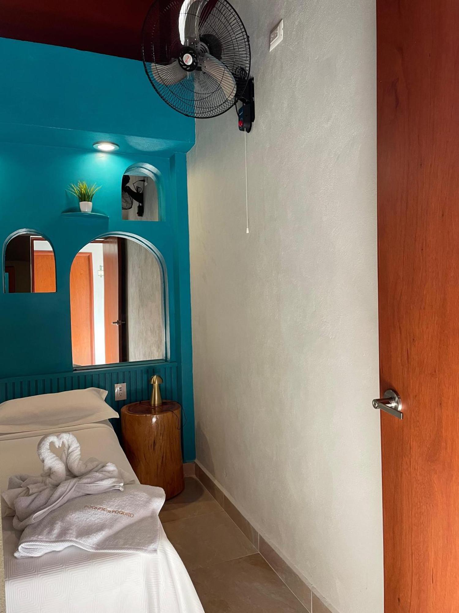 Hostal Poquito A Poquito วัลลาโดลิด ภายนอก รูปภาพ